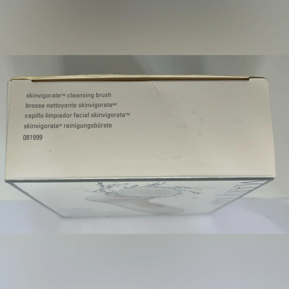 MARY KAY Skinvigorate Facial Cleansing Brush w/ Brush Heads